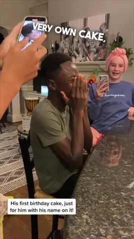 Their reactions of being adopted is special 👏❤️ (via @jamie.n.walker/IG, @PeytonAndHarv) 