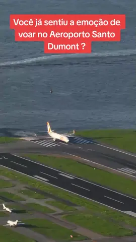 #Repost @mundoo_aviacao  —— Boeing 737-800 da Gol decolando do Aeroporto Santos Dumont no Rio de janeiro. Esse Aeroporto tem uma das pistas mais curtas do Brasil 🇧🇷. Que paisagem linda. ❤️✈️ Credits 🎬🎥: @skysampa Sigam: @mundoo_aviacao ✅ Curte!!  ✅ Comente!!  ✅ Compartilhe!!  📌 Salve para assistir depois!!  #aviao #aviacao #pilot #voar  #boeinglovers #boeing  #sonhos #sonho #aviation #aviationlovers #aviationphotography 