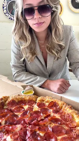 And perhaps what is this? 🤔🍕#papajohns #pizza 