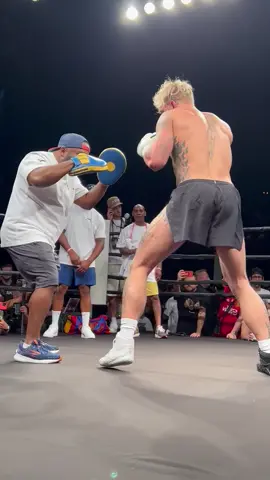 Jake Paul Open Workout 🥊 #ProblemChild #JakePaul #Boxing #PaulDiaz #Dallas 