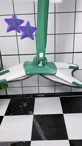 Confira Esfregão Giratório Lava E Seca Torção Microfibra Multiuso Limpeza de Piso Cozinha Limpa Rodo Mágico 360° Com Refil + 1 Suporte de Parede com 56% de desconto!