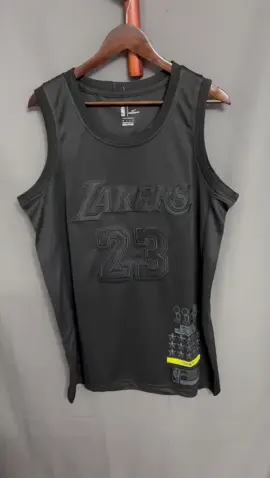 Camisa Lakers James 23 All Black. Segue nossa loja la na rede vizinha. Me segue aqui tbm 🙌🏻♥️ #NBA #camisadetime #basketball 