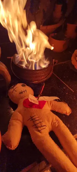 Forte amarração amorosa voodu 🔥 #amarraçãoamorosa #mestrejonan #vaiprofycaramba #viral #tiktok #kimbanda #axé #paijonandeangola  #fyyyyyyyyyyyyyyyy #voodoo 