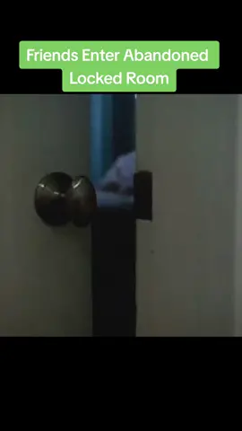 #fypシ゚viral #fypシ #fypage #bizarrebub #bizarrebubreaction #ghost #paranormaltiktok #paranormal #paranormalactivity #realghost #realghostcaughtoncamera #realghostvideos #supernatural#ghostsoftiktok #ghostsoftiktok👻👽😈 #spookysighting ##hauntedlocation #ghostlyencounters #ghostmode #trendyol #paranormalactivity3 