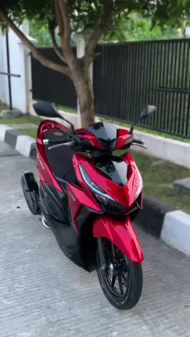 merah merona🥰 #fypシ #xyzbca #variomodifikasi #varioproper #varioledold #varioblackhousing #vareex⚡️ 