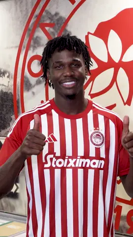 🔴⚪🇪🇨 Our new guy is looking good: 𝐏𝐨𝐫𝐨𝐳𝐨!   #Olympiacos #Welcome #Transfer #Porozo #WeKeepOnDreaming