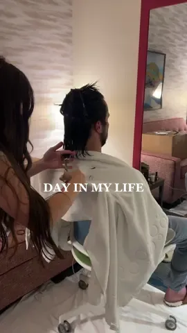 Ngl I slayed Nick’s haircut 💇🏼  #dayinmylife #spendthedaywithme #chronicmigraines #chronicillness #chronicpain #migrainewarrior #diml #longdistancerelationship #Idr #viral #foryou #fyp #relationshipgoals #migrainessuck #dailyvlog #menshaircut  Chronicmigraines dayinmylifevlog