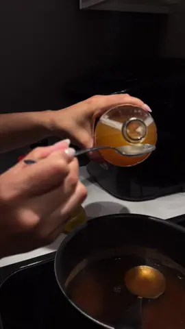 Night detox apple cider vinegar tea 🍋 #detox #detoxdrink #applecidervinegar #detoxification #health #healthy #healthyliving #lemontea #detoxdrink #honey #lemon #cinnamon #detoxtea #detoxteaforweightloss #food #healthyfood #foryou #foryoupage #salud #salud #bebidadetox #te #vidasaludable 