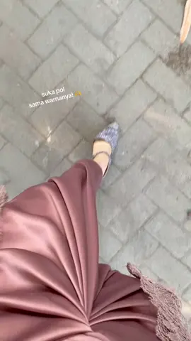 Dress kondangan murah tapi keliatan mewah 🤩 #ootdkondangan #kondangancheck #ootdhijabstyle #dresskondangan #nyobainproduktiktok 