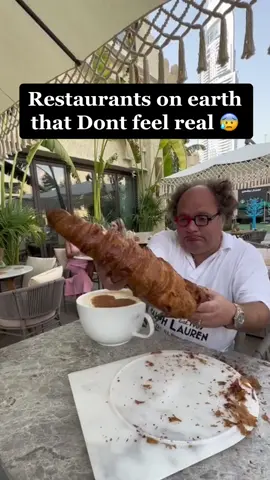 Most beautiful restaurants in the world ✨🤩 #travel #adventure #explore #restaurant #luxury #food #travellife #usa 