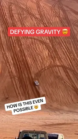 WOW 🤯🚗🏜️ (Via: u2f16/IG) #cars #car #carsoftiktok #desert 