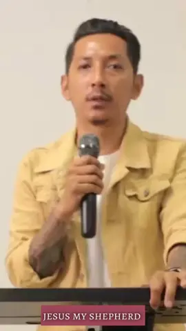 परमेश्वरबाट आएको मानिसले तपाइलाई आत्मिक हुन साहायता गर्छ।💜😇 #boneytamang #preaching #christiantiktok #christainsong #jesuslovesyou 
