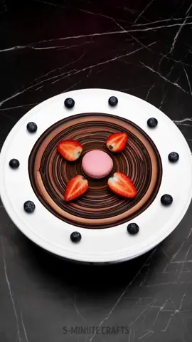 Food secrets revealed by professionals 😋 #foodtiktok  #LearnOnTikTok  #cinemasecrets