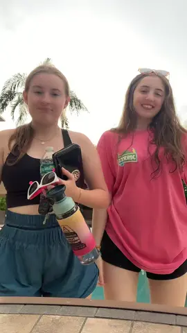 🩷☺️ #fypシ #fyp #trend #dance #dancer #tiktok #viralvideo #pool #poolparty🤩 #cute #vacation #summermood #adorable #like #post #newpostviral 
