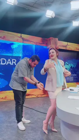Yayın hazırlığı… Son 3 ! #begümhanaydoğan #sondakikahaber #news #flashhaber #anchorwoman 