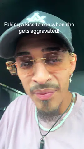 She hares when i do this lmao! 