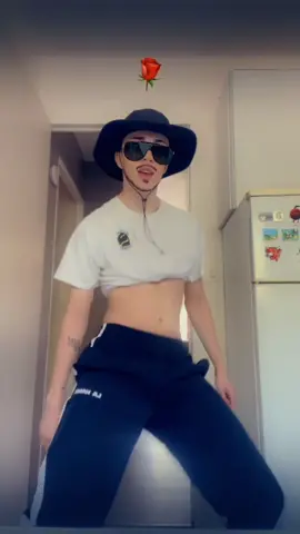 Si vous voulez un cours de danse d’ailleurs n’hesitez surtout pas l’équipe ✌🏼🙏🏼