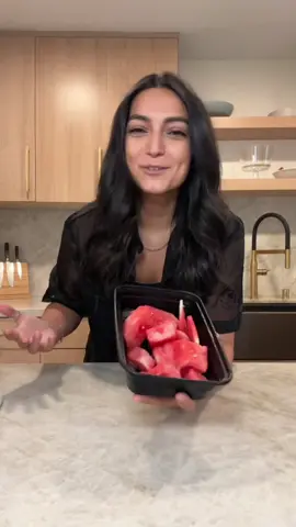 but what do i know about fruit #watermelon #hack #fruit 