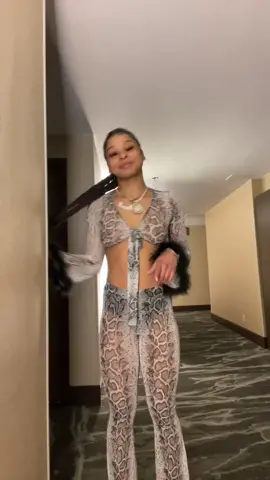 #chriseanrock #chriseanrockbabyy #chriseanrockmusic #blueface #bluefaceandchrisean #bluefacechrisean #chrisean 