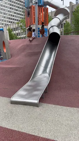 The #boston #metalslide on the 4th of July. #slide #bostontiktok 