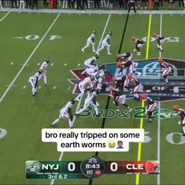 L balance 😭 #flockrams #goofynfl (via:NFL)