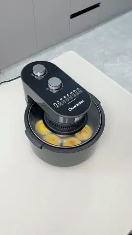 Nồi chiên không dầu #noichienkhongdau #decorbep #giadungthongminh #yeubep #nghiennha 