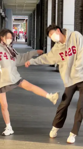 1 second before disaster 🥲🤡🤡#fyp #cutecouple #douyin_china #douyin抖音 #cute #capdoi #couplegoals❤️ #tiktokchina #douyin_tiktok_china #capdoitrungquoc #couplegoals #cute 