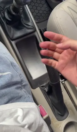 How to start a manual transmission car correctly?#car #driving #carsoftiktok