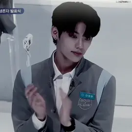 I CANNNNOT BELIEVE HES DEBUTING AEHRHRHHR #leejeonghyeonboysplanet #leejeonghyun #boysplanet2023 #kpopfyp #foryoupage #zxycba #fyp #kpop #boysplanet999 #bp999 #boysplanet #blit #wakeone #boysplanetedit #lanzhanns  