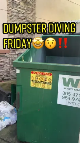 Went Dumpster Diving at CVS and found Medicine😆 Nails and some makeup😯 also a heating pad🥳 #longervideos #fyp #dumpsterdiver #meldidumpsterdive #usa #dumpsterdiving #haul #friday 