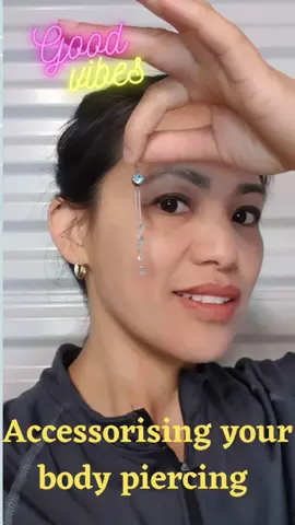Belly Navel Bar | Accessoring your belly bar body piercing jewellery to make it look unique                                                                    #bellypiercing #bellybar #bellybutonpiercing #bellybars #bellyrinng #navelpiercing #navel #navelring #bodypiercing #bodyjewelry #bodyjewellery 