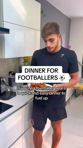DINNER FOR FOOTBALLERS ⚽️ #fyp #Soccer #football #footballerslife #healthydiet #food 