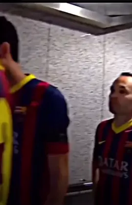 Neymar and Messi Looks to Ronaldo before the match Real Madrid vs Barcelona #neymar #messi #ronaldo #barcelona #realmadrid #😈🇵🇹🐐