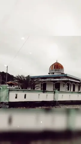 Masjid Alhijrah desa Waekeka,Kepalamadan,Buru Selatan-Maluku Pada Zaman,Masya Allah 