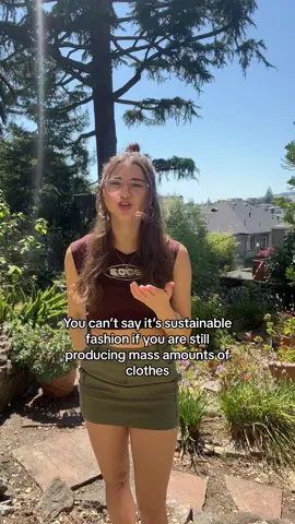 Im looking at you @boohoo and @Kourtney Kardashian Barker  #Sustainability #eco #sustainablefashion #sustainablecontentcreator #sustainableugc #slowfashion #sustainable #ecocreator #sustainablecreator #EcoFriendly #ecoproduct #climatechange #climatecrisis #climateanxiety #climate #EcoFriendly #secondhand #thrift #thriftedootd #secondhandoutfit #slowfashionootd 