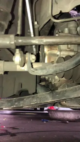 Encontrando o barulho da suspensão✅  #garage19  . . . . . . . . . . . #meccanico #mecanicos #mecanica #mecanicas #mechanicmotiva #mecanicaautomotriz #suspensao #carros #mechanic #mechanicalengineering #car #viral #meccanico #meccanic #viraltiktok #mecanique #mecanicaauto #automotores #automotriz #automotivo #oficinamecanica #oficinaautomotiva #carro 