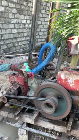 Proses Pengurasan mengunakan Domfeng 12pk & NS 80 out 3” 👍🏼😁 #sumur #sumurbor #sumurborindonesia #sumurborjawatimur #sumurbortuban #Agenbor #drilingindonesia #drilling #domfeng #ns80 