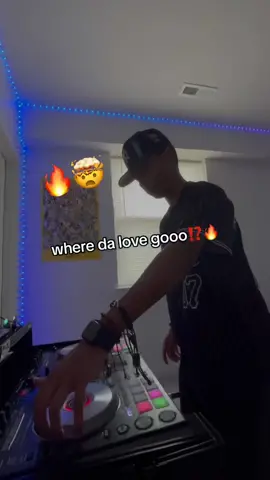 thats crazy😭 #dj #mashup #lilwayne #drake #transition #party 