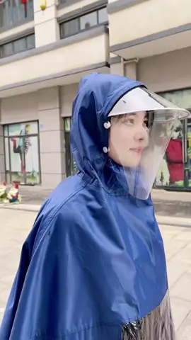 Áo mưa tai thỏ khi đi xe máy có phản quang