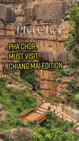 Explore Pha Chor, Chiang Mai's Grand Canyon, a hidden gem with breathtaking rock formations and scenic gullies. #thailand#faranginthailand#mustdochiangmai#chiangmai#chiangmaimustvisit#phachor#phachorgrandcanyon#chiangmaitravel#asiatravel#тайланд#чиангмай#азия# 