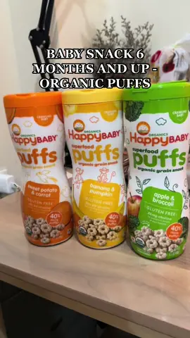My baby’s favorite snack 😋 hindi ko sya araw araw pinapakain nyan minsan minsan lang ✨ #organichappybaby #superfoodpuffs #organichappybabypuffs #fypシ゚viral #foryoupage #babysnack #babysnackideas #babiesoftiktok 
