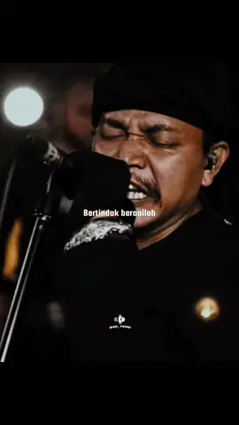 Jauh Sebelum Kau Dilahirkan - Romi &   The Jahats  #jauhsebelumkaudilahirkan #romiandthejahats #romijahat  #ajitani01 