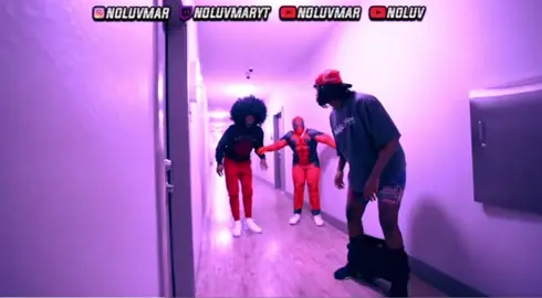 How do you break the door😂#deadpool #dingdongditch #prank#funny