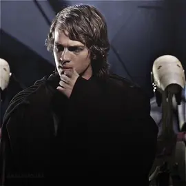 I need more of his hand signaling 😂 || #starwars #starwarsedit #anakinskywalker #anakinskywalkeredit 