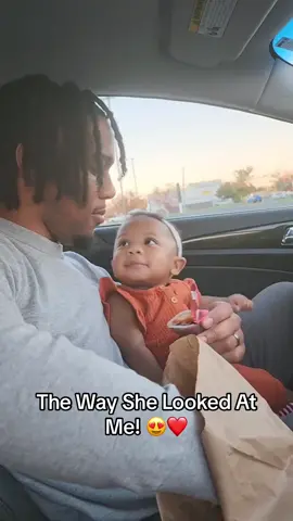 A moment that still has my heart!! #fyp #daddysgirl #babiesoftiktok #girldad #girldadtiktok #blackbabiesoftiktok #blackfamily  #millennialsoftiktok #youngdadsoftiktok #blackfathersmatter #frenchfries #wendys #thewayshelooksatme 