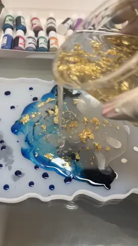 Liquid Magic #ResinTray #EpoxyTray #ResinArt #EpoxyArt #ResinCrafts #DIYTray #EpoxyPouring #ResinPour #ResinProjects #HandmadeTray #CraftyIdeas #EpoxyResin #DIYResin #ResinArtist #ResinDesign #ResinTutorial #ResinTikTok 
