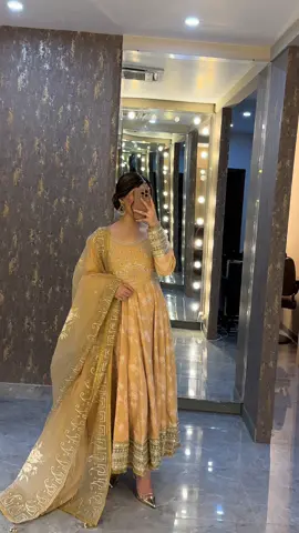 love love love desi clothes 🫶🏻 #pakistani #pakistanifashion #lahore #islamabad #desi #OOTD #punjabi 