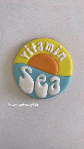 🌊 #sweetandsavorykaty #sweetandsavorykaty23 #tiktokfood #baking #royalicingcookies #cookiedecorating #bakersoftiktok #cookies #food #dessert #art #drawing #sketching #painting #crafting #texas #houston #satisfying #Summer 