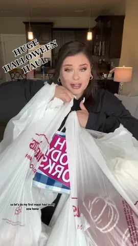I am SO ready to decorate🍁🍂🎃👻 #fyp #foryou #haul #halloween #spookyseason #shopping 