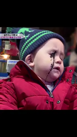 When food attacked you. Poor Bentley 😭😂😂😂😂 #bentleyhammington #baby #aga #squid #fyp 